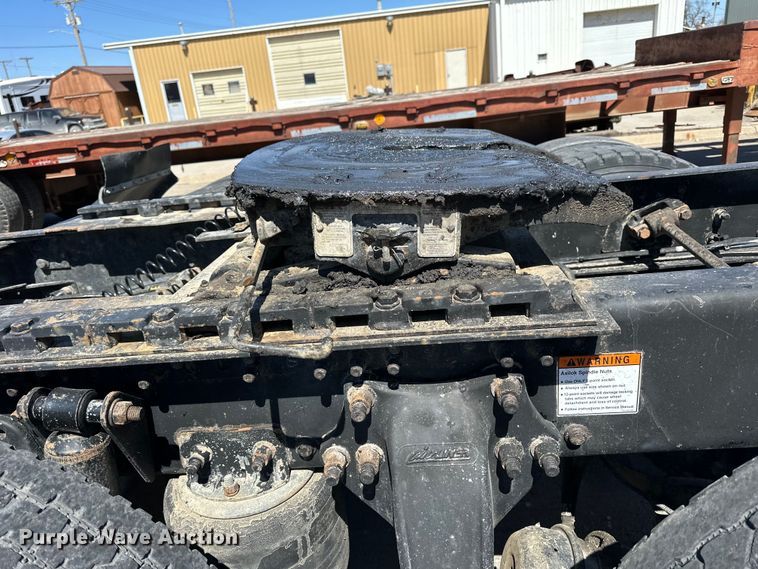 image for item OE9039 2006 Freightliner  Century Class semi truck