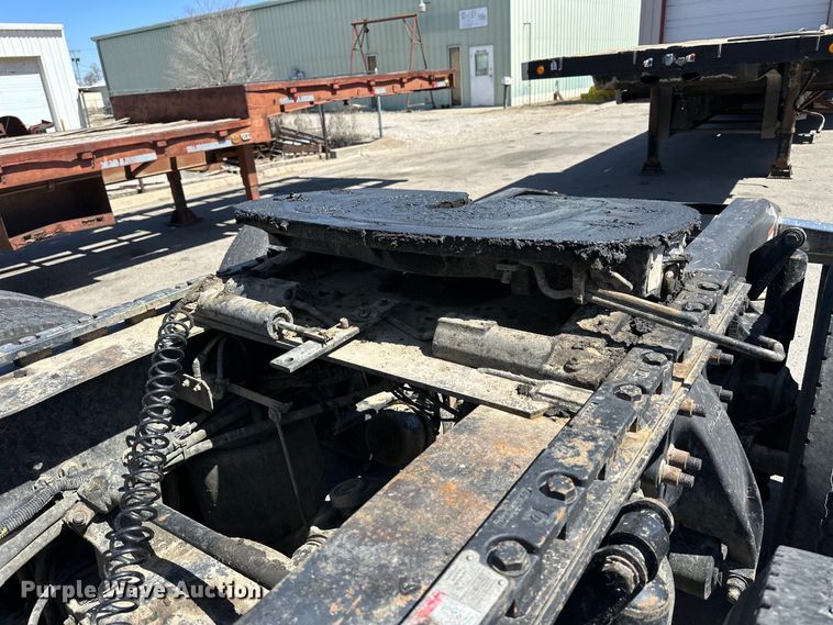 image for item OE9039 2006 Freightliner  Century Class semi truck