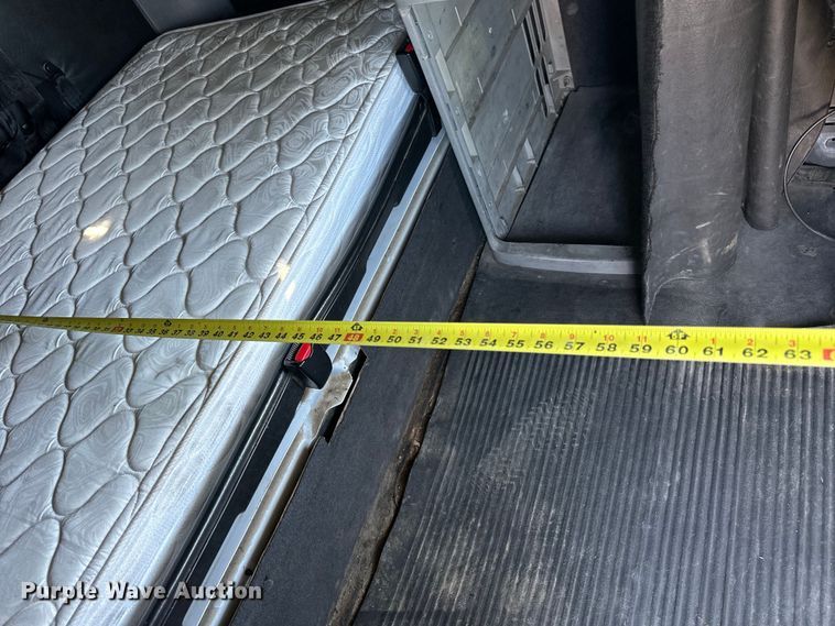 image for item OE9039 2006 Freightliner  Century Class semi truck