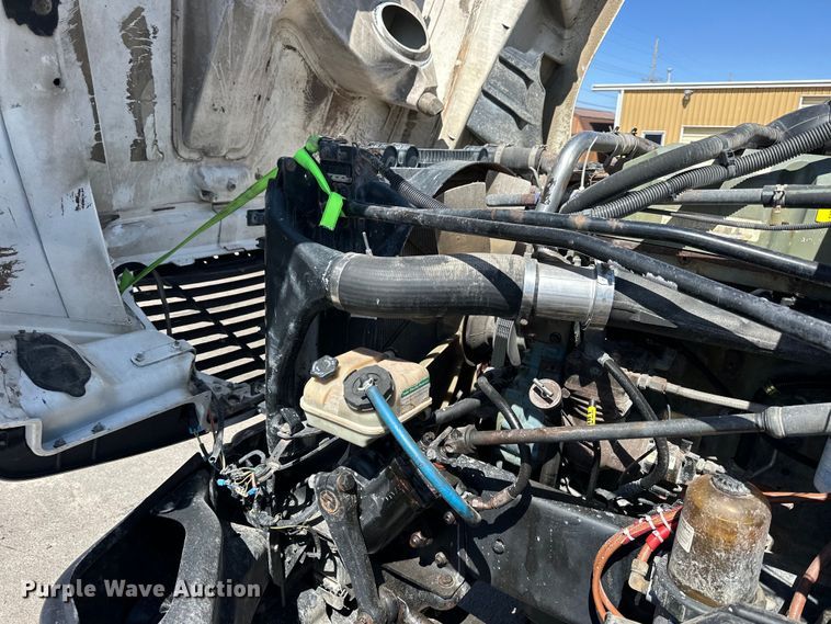 image for item OE9039 2006 Freightliner  Century Class semi truck