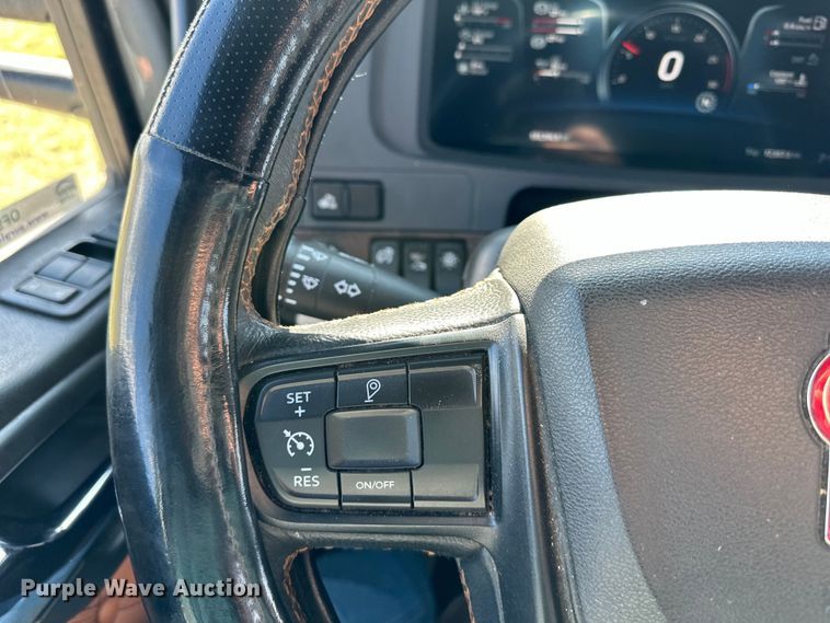 image for item OF9355 2023 Kenworth T680 semi truck