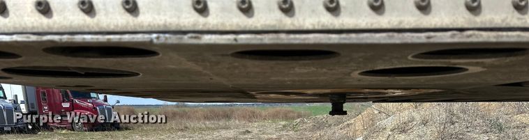 image for item OF9357 2015 Wabash  dry van trailer