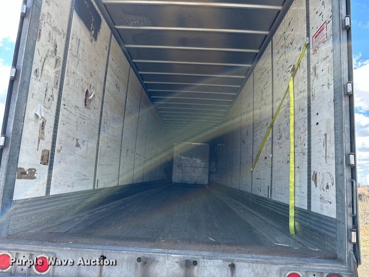 image for item OF9357 2015 Wabash  dry van trailer