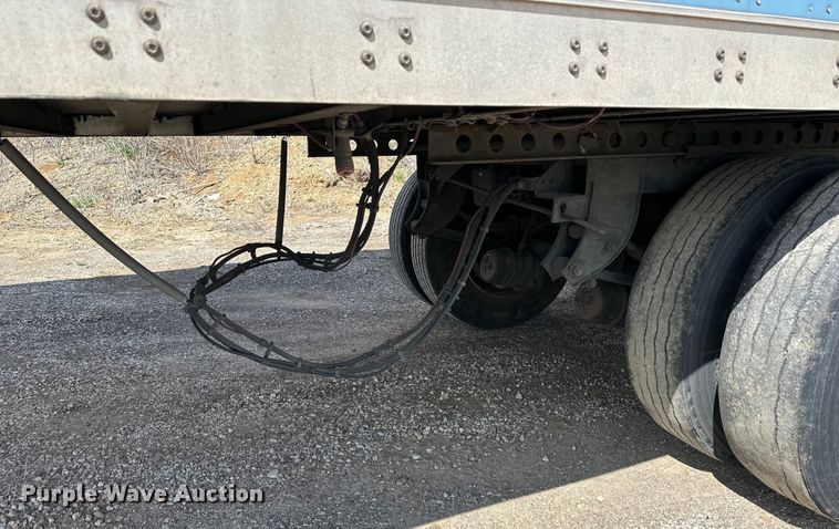 image for item OF9357 2015 Wabash  dry van trailer