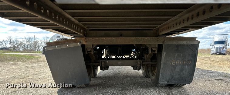 image for item OF9357 2015 Wabash  dry van trailer