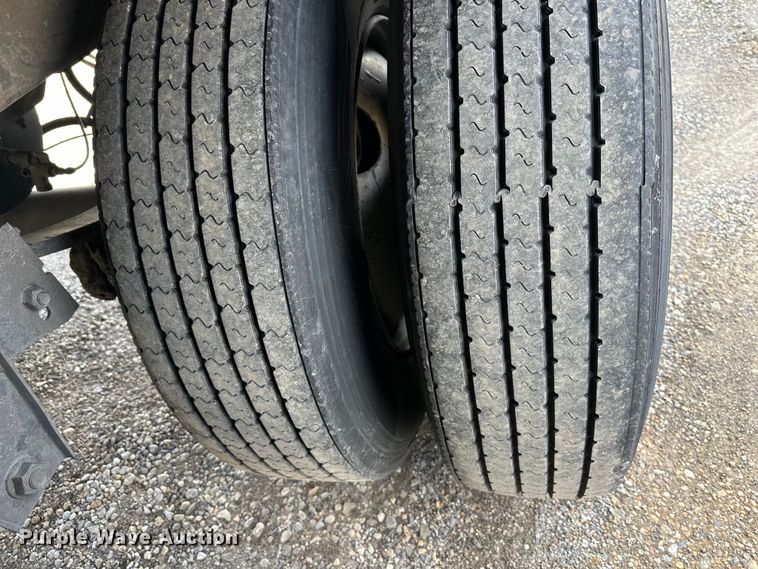 image for item OF9357 2015 Wabash  dry van trailer