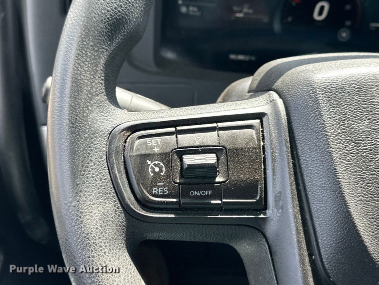 image for item OF9358 2022 Kenworth T680 semi truck