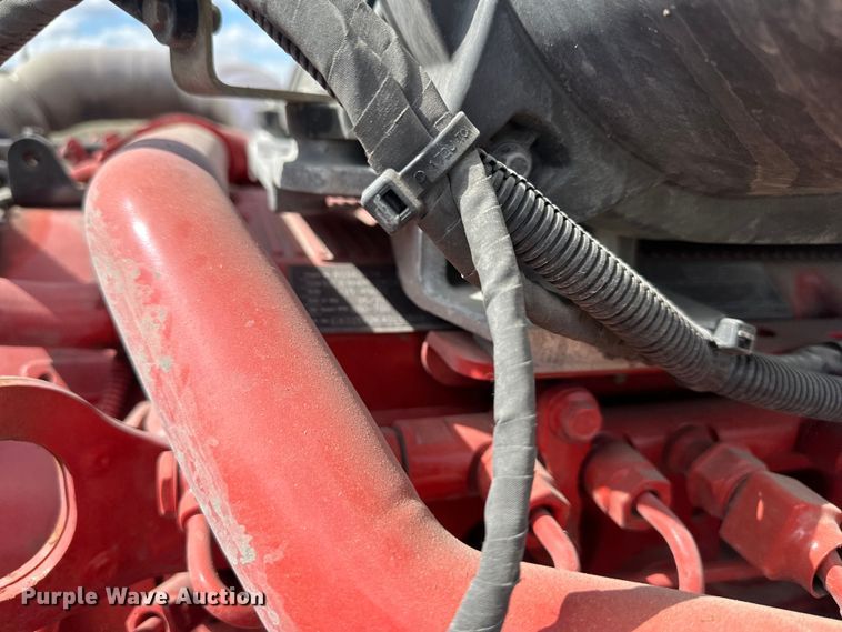 image for item OF9358 2022 Kenworth T680 semi truck