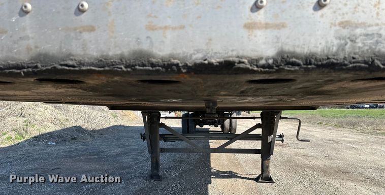 image for item OF9359 2015 Wabash dry van trailer