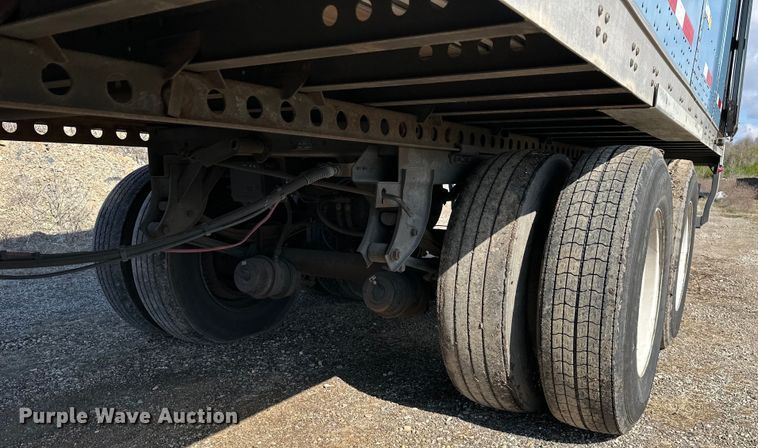 image for item OF9359 2015 Wabash dry van trailer