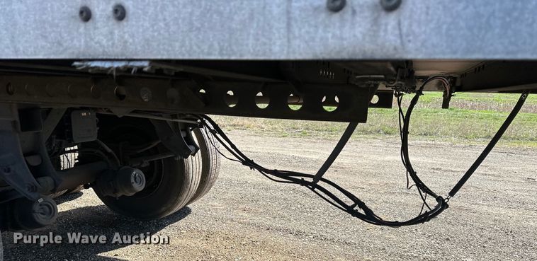 image for item OF9359 2015 Wabash dry van trailer