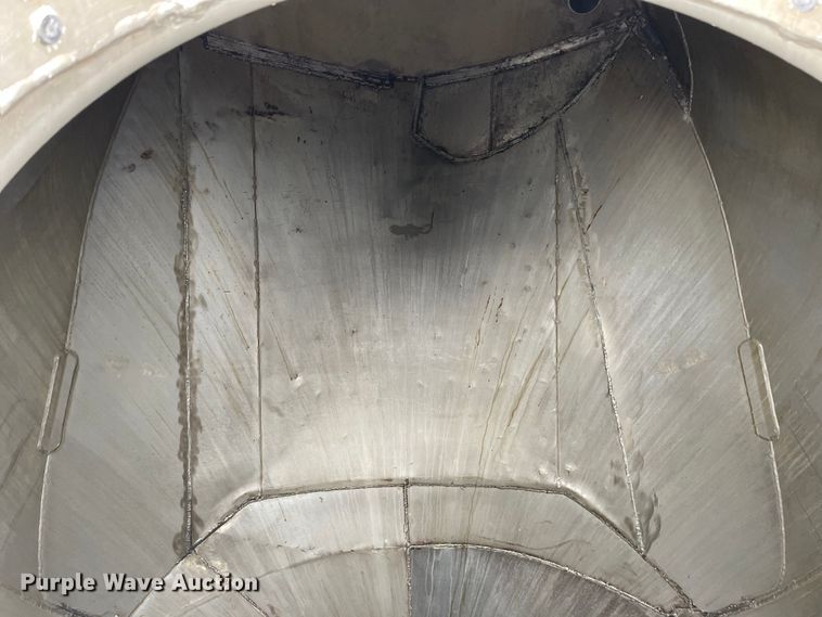 image for item OG9865 1979 Butler MFG pneumatic dry bulk trailer