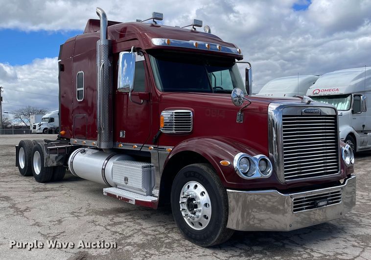 image for item OG9867 2014 Freightliner  Coronado glider kit semi truck