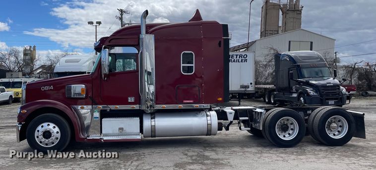 image for item OG9867 2014 Freightliner  Coronado glider kit semi truck