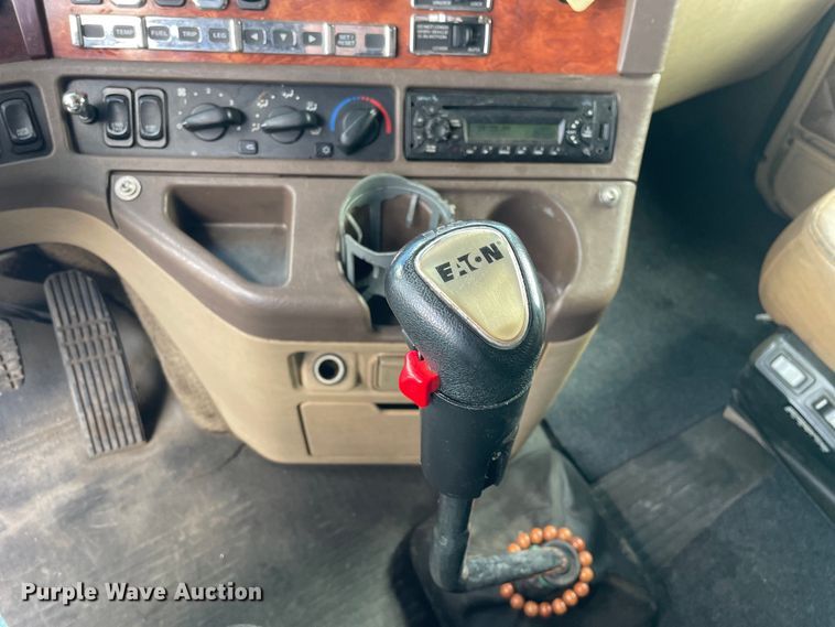 image for item OG9867 2014 Freightliner  Coronado glider kit semi truck