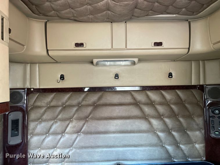 image for item OG9867 2014 Freightliner  Coronado glider kit semi truck