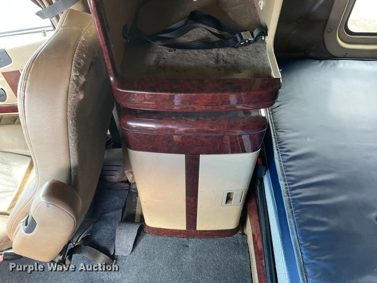 image for item OG9867 2014 Freightliner  Coronado glider kit semi truck