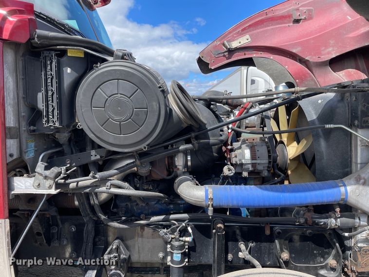 image for item OG9867 2014 Freightliner  Coronado glider kit semi truck