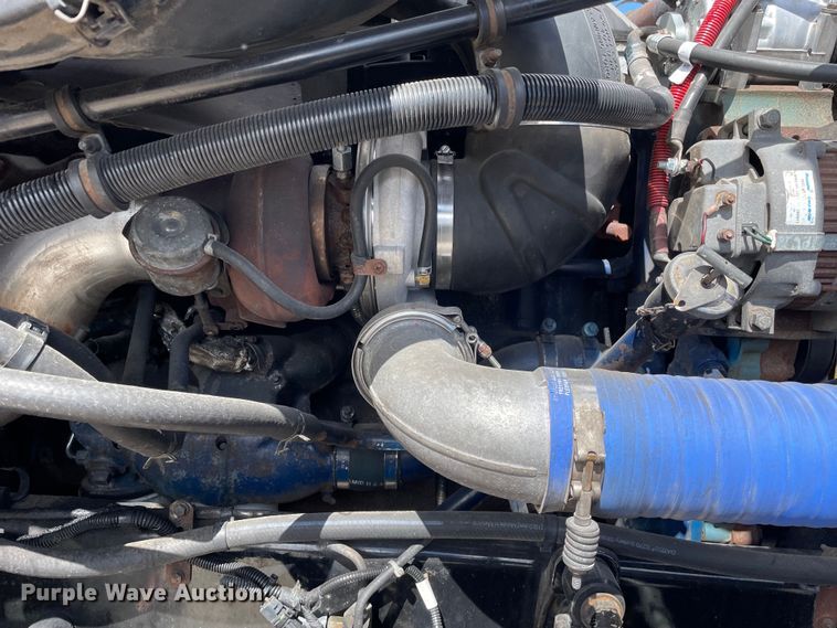 image for item OG9867 2014 Freightliner  Coronado glider kit semi truck