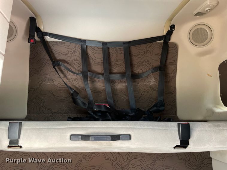 image for item OG9868 2014 Volvo  VNL670 semi truck