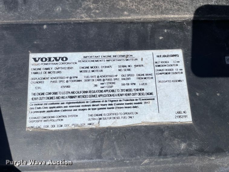 image for item OG9868 2014 Volvo  VNL670 semi truck