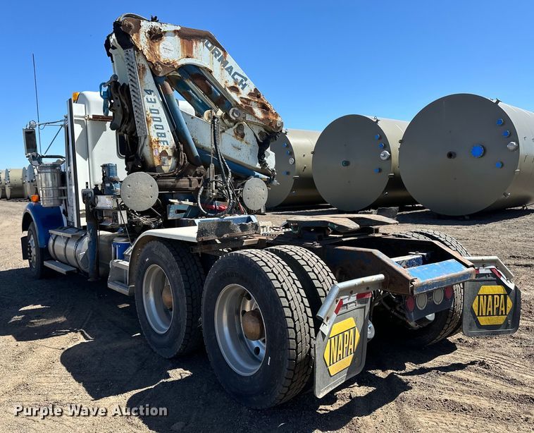 image for item OI9324 2009 Kenworth W900 crane truck