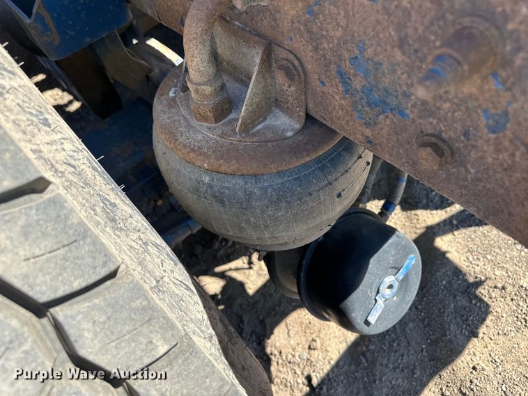 image for item OI9324 2009 Kenworth W900 crane truck