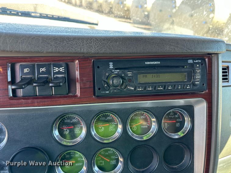 image for item OI9324 2009 Kenworth W900 crane truck