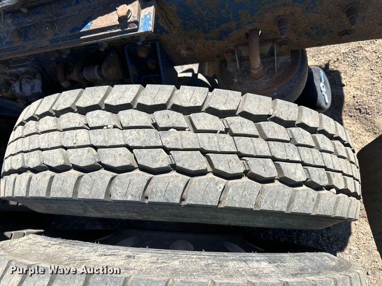 image for item OI9324 2009 Kenworth W900 crane truck