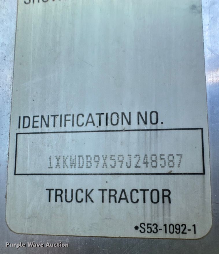 image for item OI9324 2009 Kenworth W900 crane truck