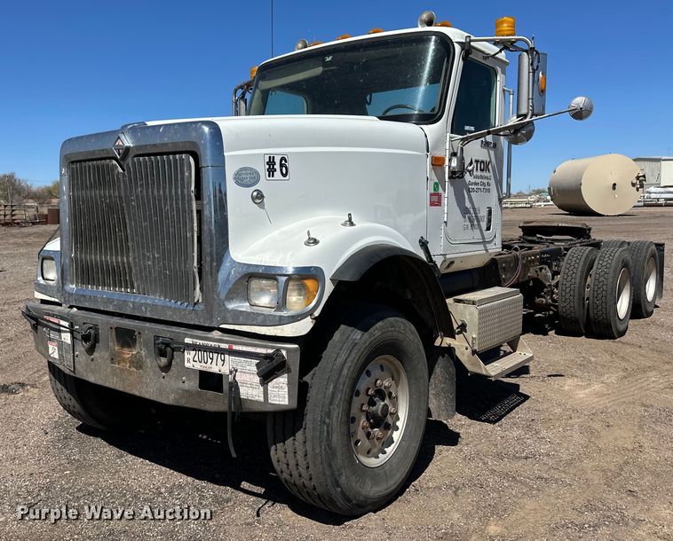 image for item OI9325 2009 International Paystar semi truck