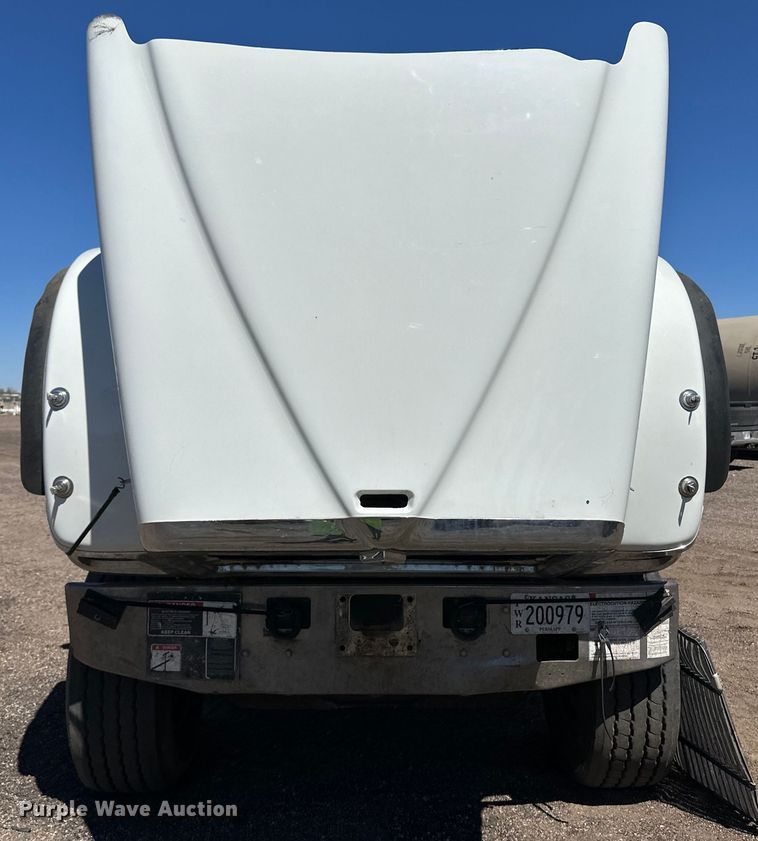 image for item OI9325 2009 International Paystar semi truck