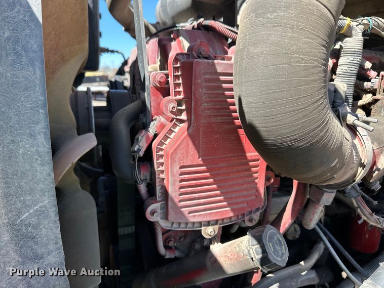 image for item OI9325 2009 International Paystar semi truck