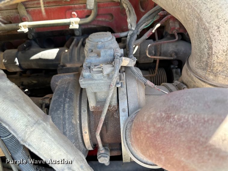 image for item OI9325 2009 International Paystar semi truck