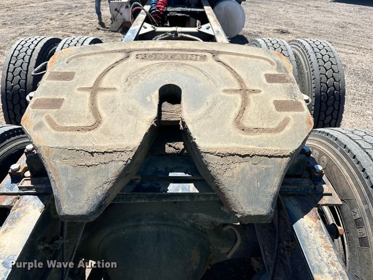 image for item OI9325 2009 International Paystar semi truck