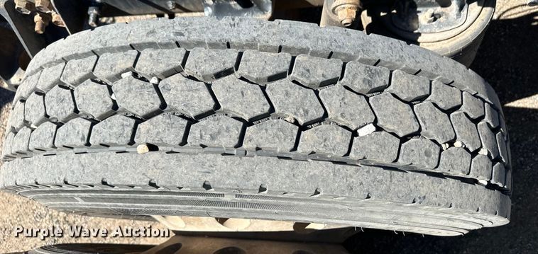 image for item OI9325 2009 International Paystar semi truck