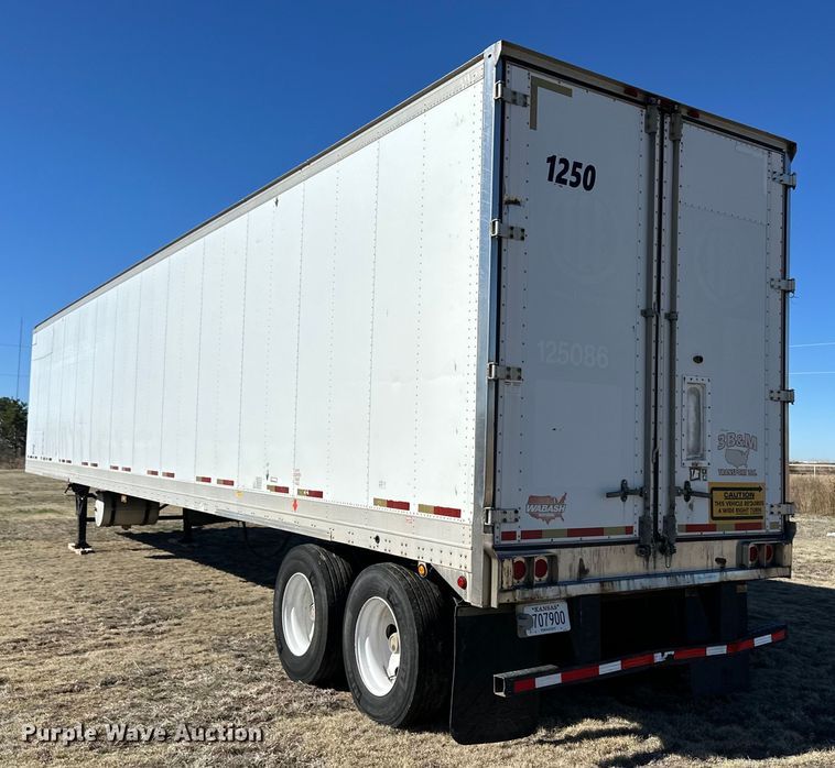 image for item OI9337 2005 Wabash refrigerated van trailer