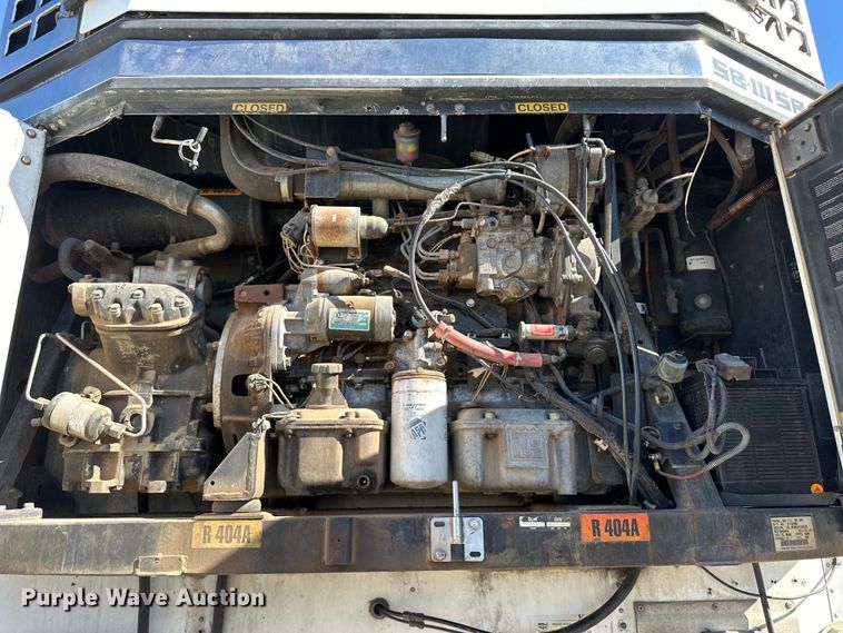 image for item OI9337 2005 Wabash refrigerated van trailer