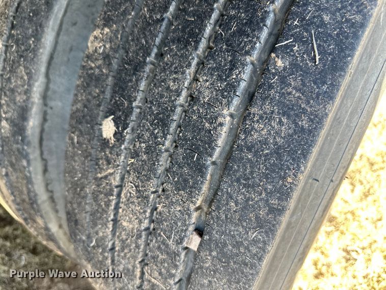 image for item OI9337 2005 Wabash refrigerated van trailer