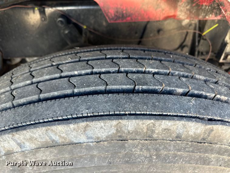 image for item OI9338 1992 Peterbilt 379 semi truck