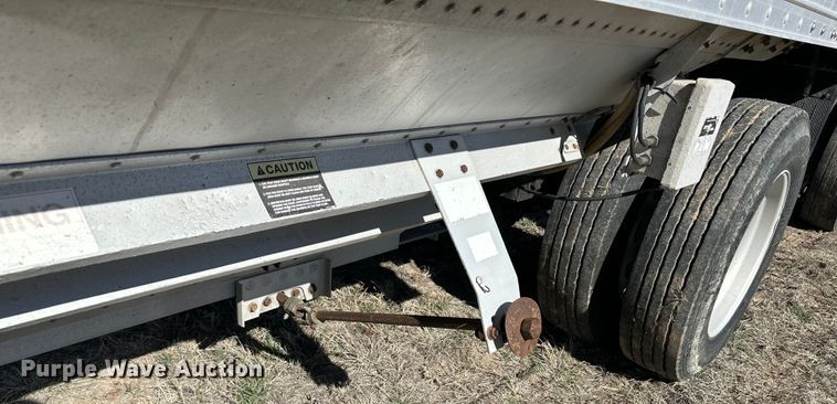 image for item OI9340 1998 Timpte grain trailer