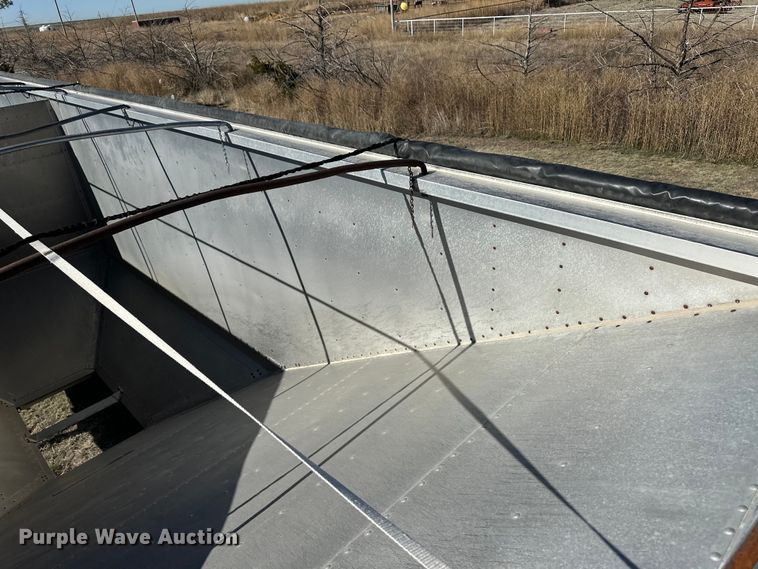 image for item OI9340 1998 Timpte grain trailer