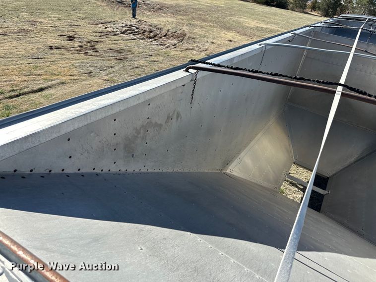 image for item OI9340 1998 Timpte grain trailer