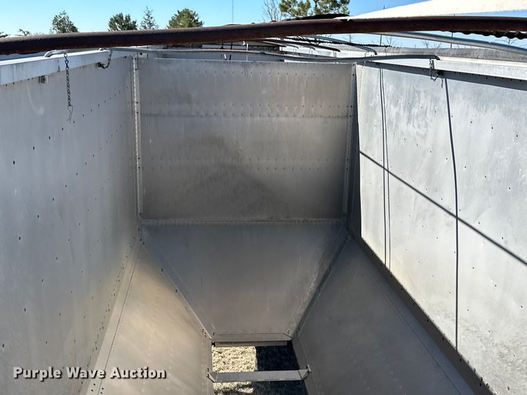 image for item OI9340 1998 Timpte grain trailer