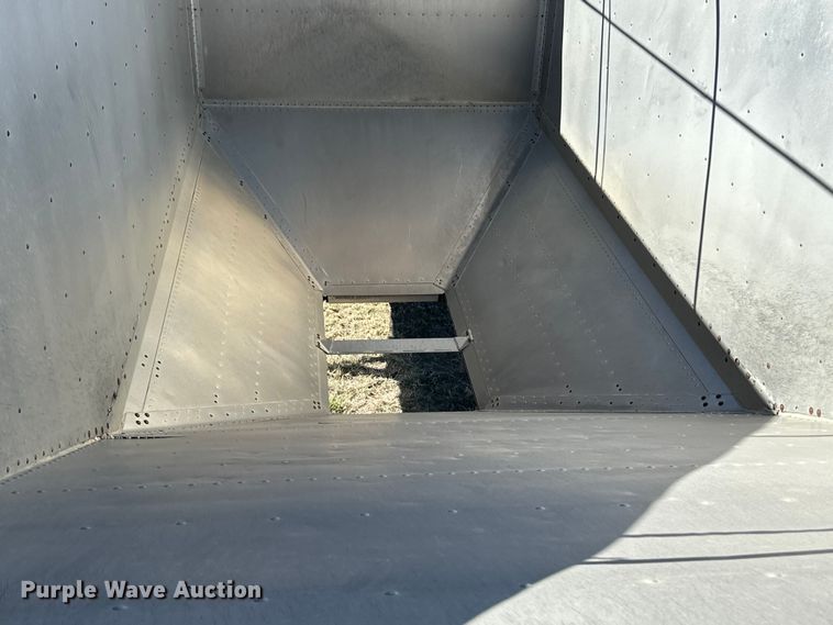 image for item OI9340 1998 Timpte grain trailer