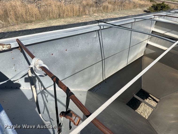 image for item OI9340 1998 Timpte grain trailer