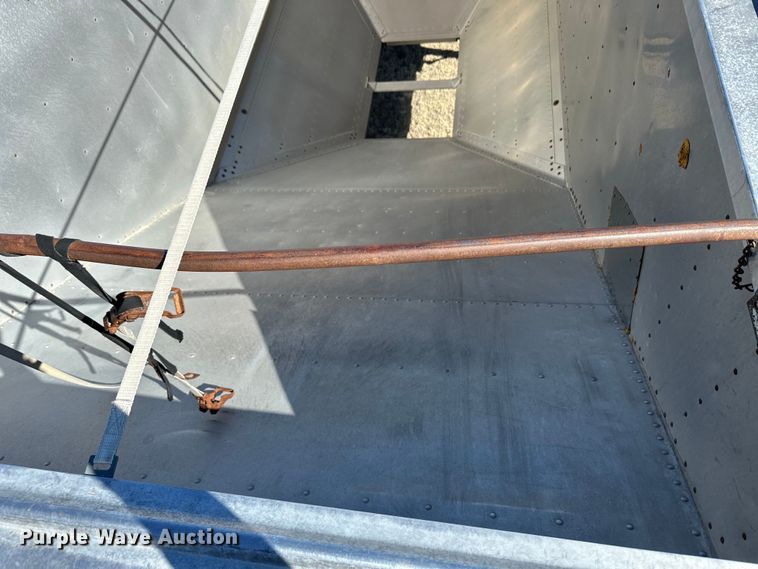 image for item OI9340 1998 Timpte grain trailer