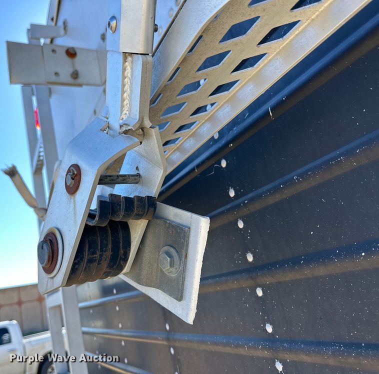 image for item OI9340 1998 Timpte grain trailer