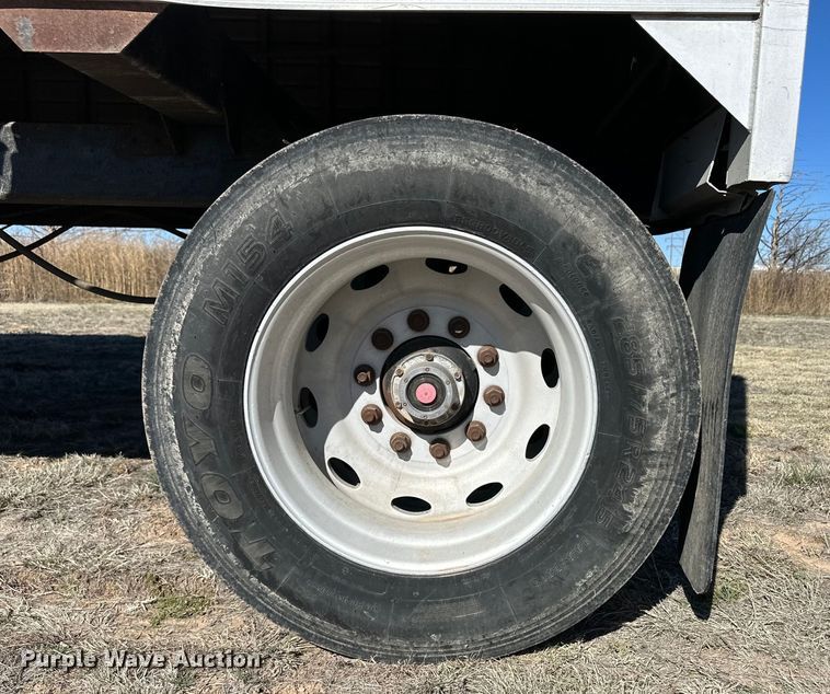 image for item OI9340 1998 Timpte grain trailer