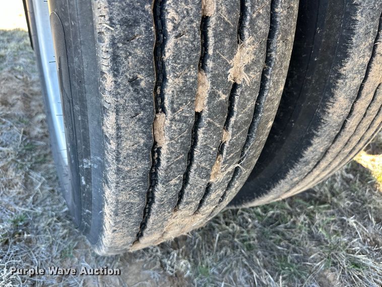 image for item OI9340 1998 Timpte grain trailer